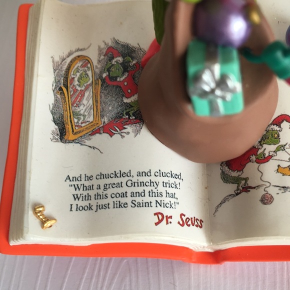 NIB Vintage 2001 What a Grinchy Trick! Hallmark Keepsake Ornament - Picture 5 of 12